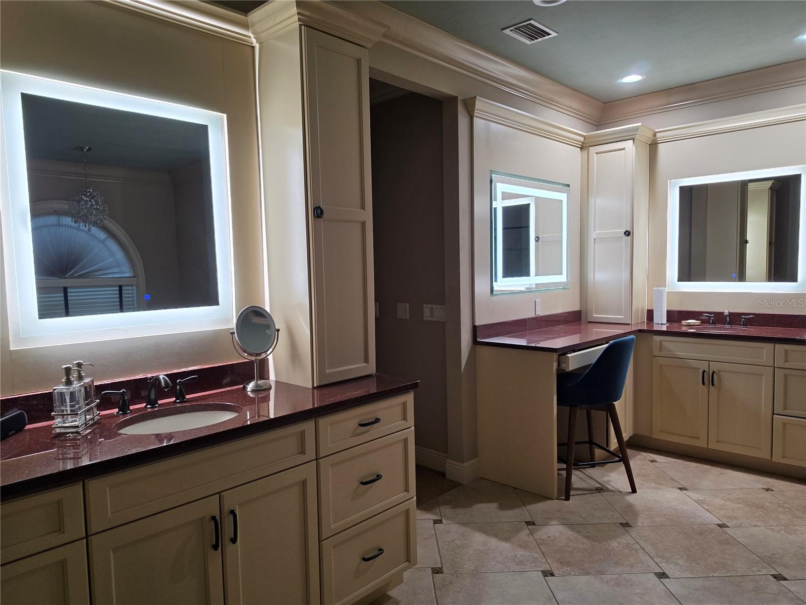 GC542777 Property Photo 18