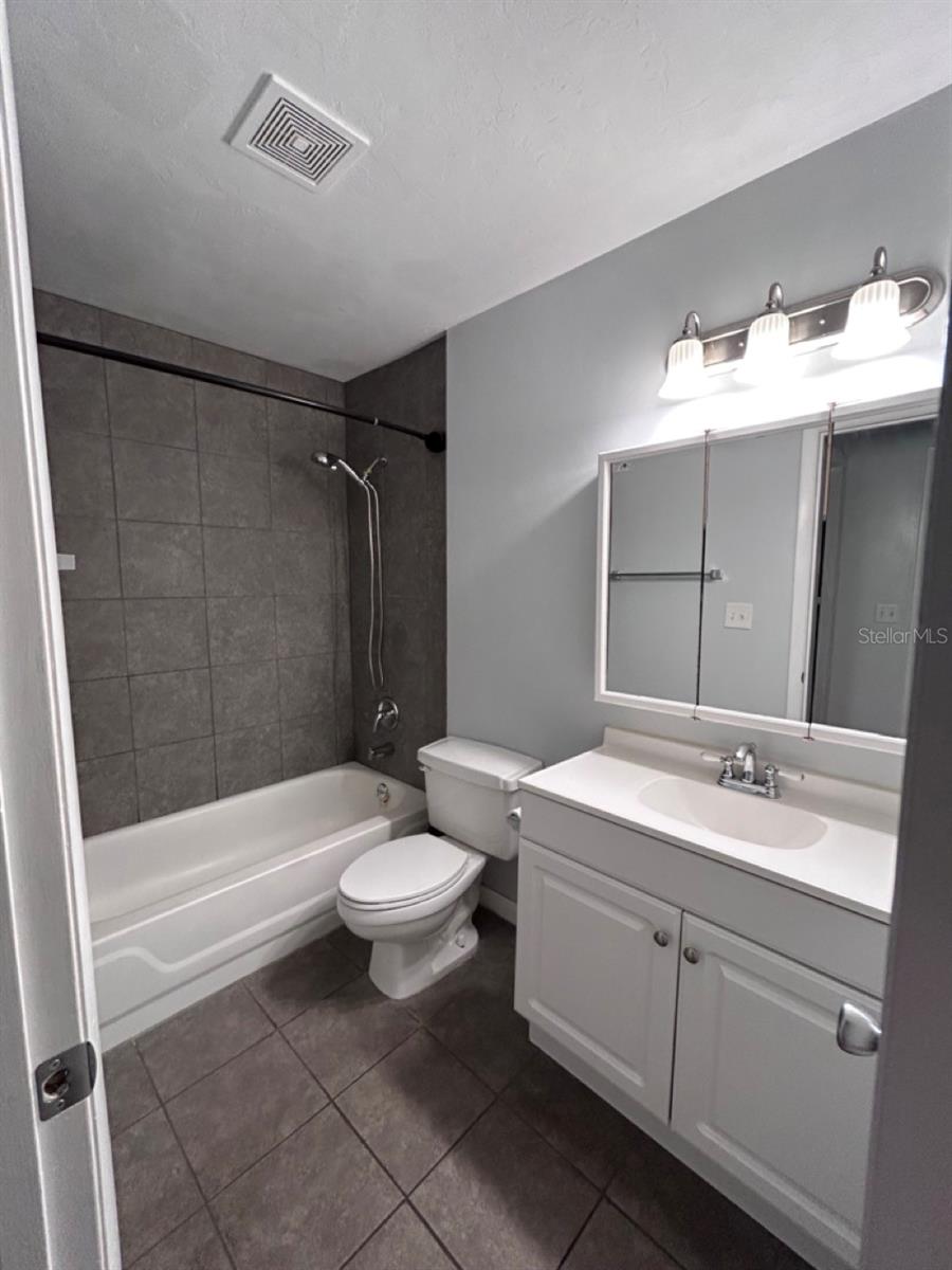 4135 Nw 30th Ter Property Photo 8