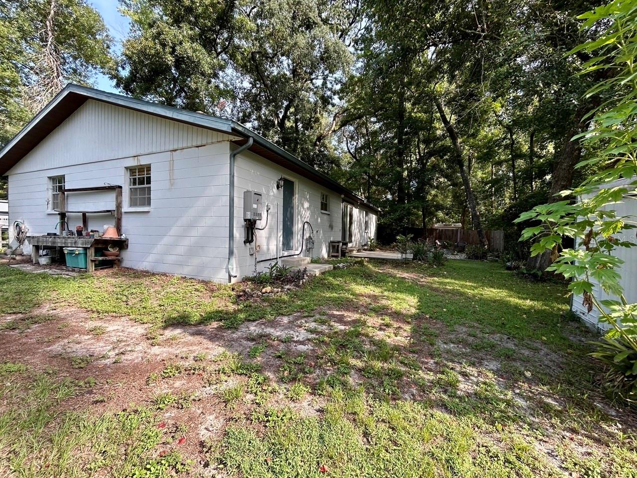 4135 Nw 30th Ter Property Photo 14