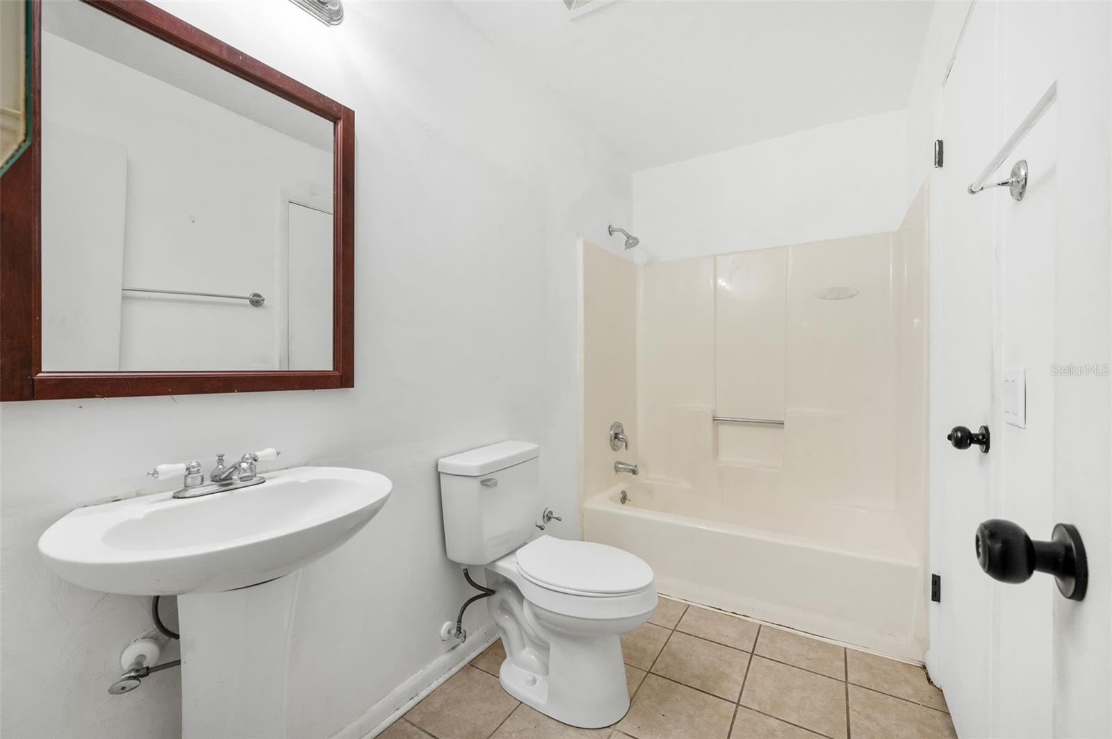 4100 Ne 17th Ter Property Photo 17