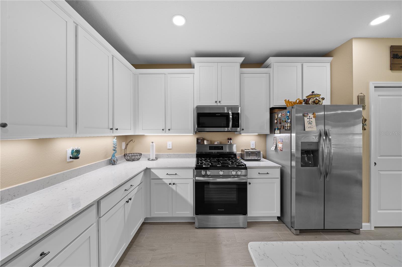 13669 Nw Convergence Blvd Property Photo 13