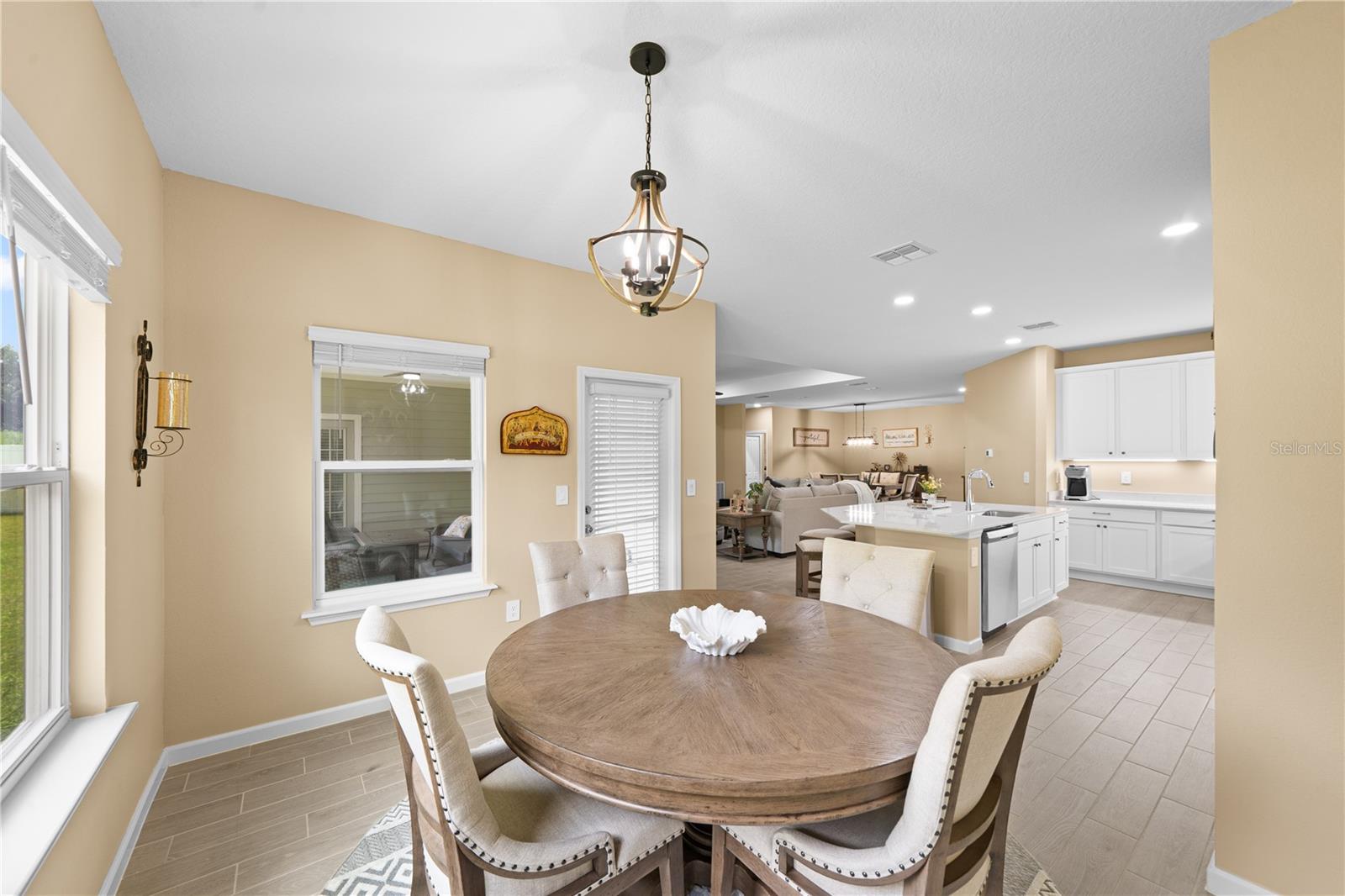 13669 Nw Convergence Blvd Property Photo 15