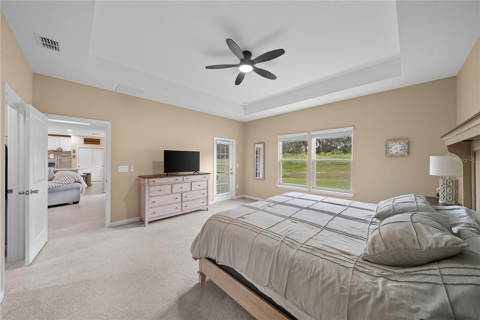 13669 Nw Convergence Blvd Property Photo 19