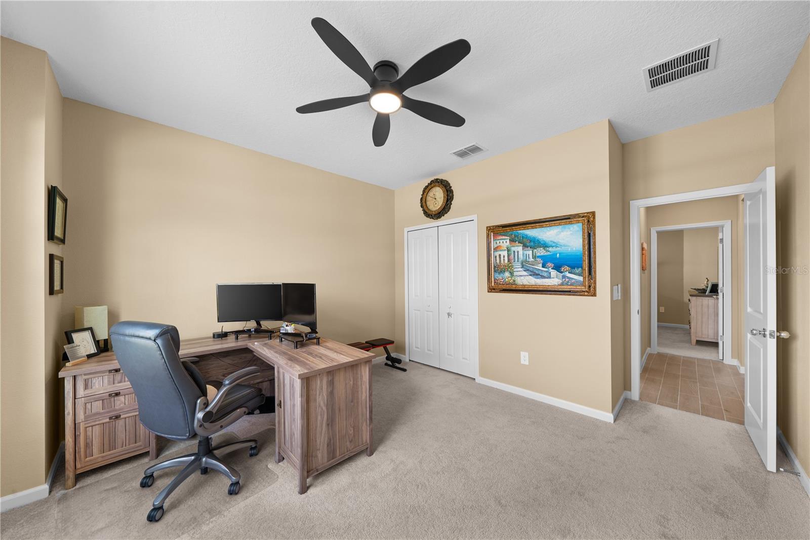 13669 Nw Convergence Blvd Property Photo 28