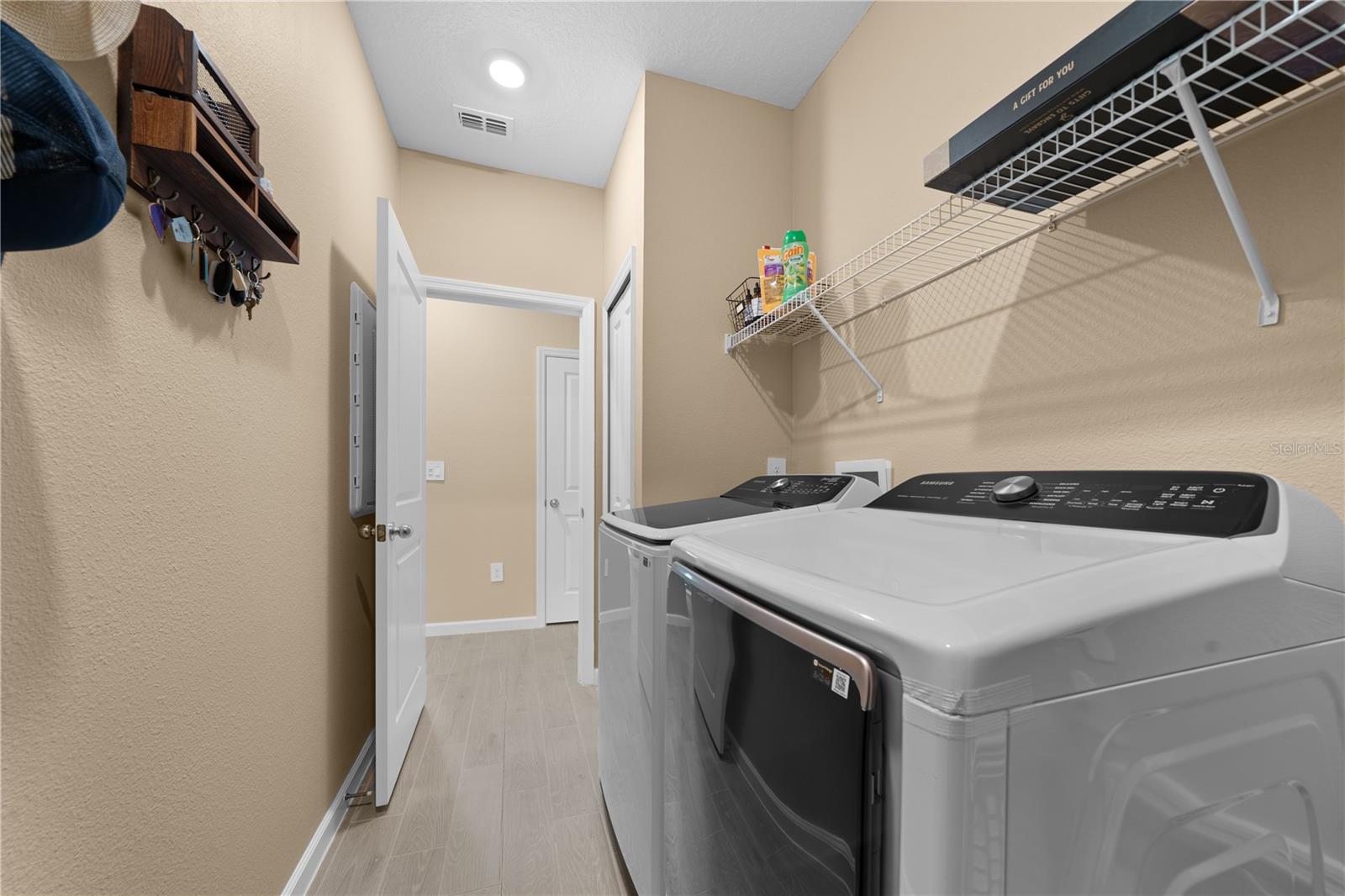 13669 Nw Convergence Blvd Property Photo 32