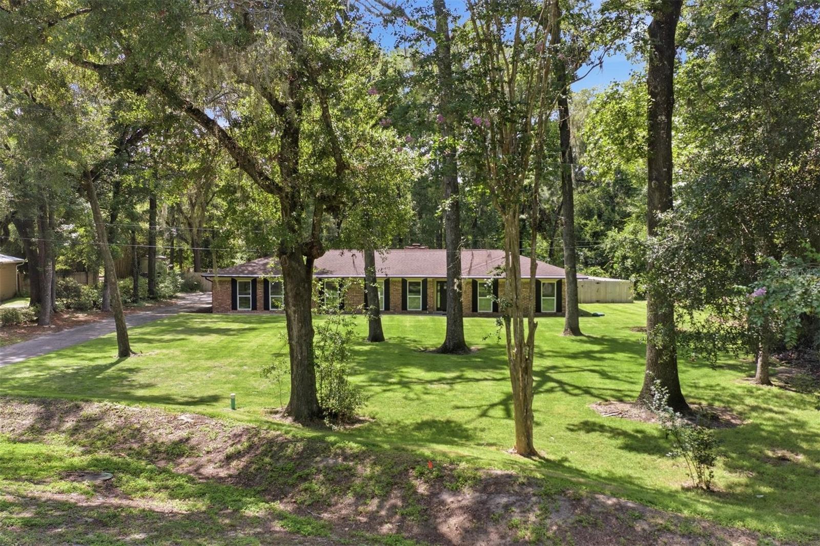 226 Sw 80th Blvd Property Photo