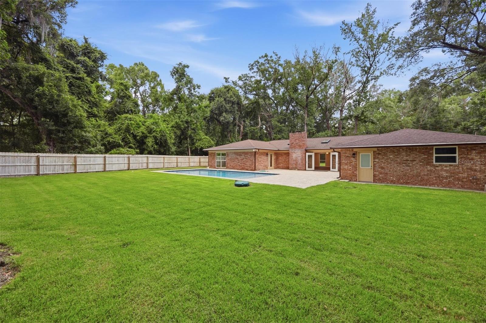 226 Sw 80th Blvd Property Photo 38