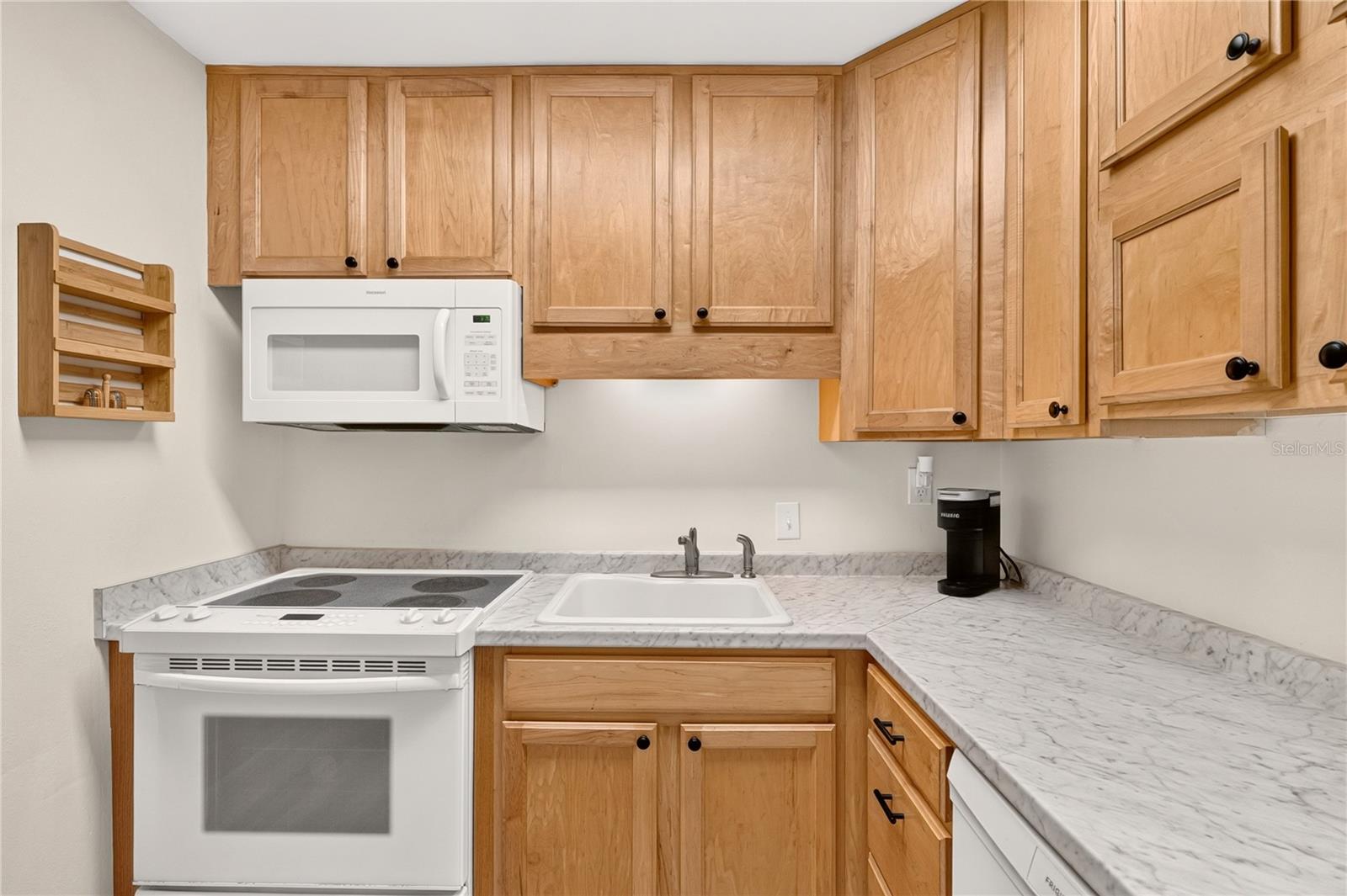 2842 Sw 14th Dr #103 Property Photo 18