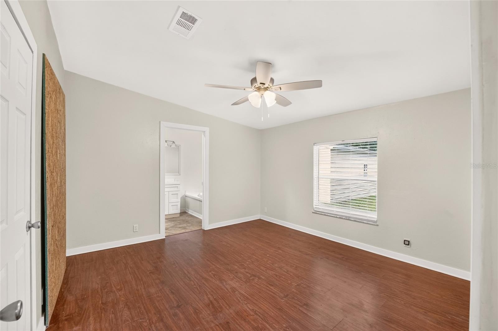 1827 Se 43rd Ter Property Photo 15