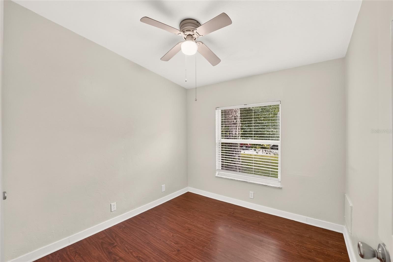 1827 Se 43rd Ter Property Photo 25