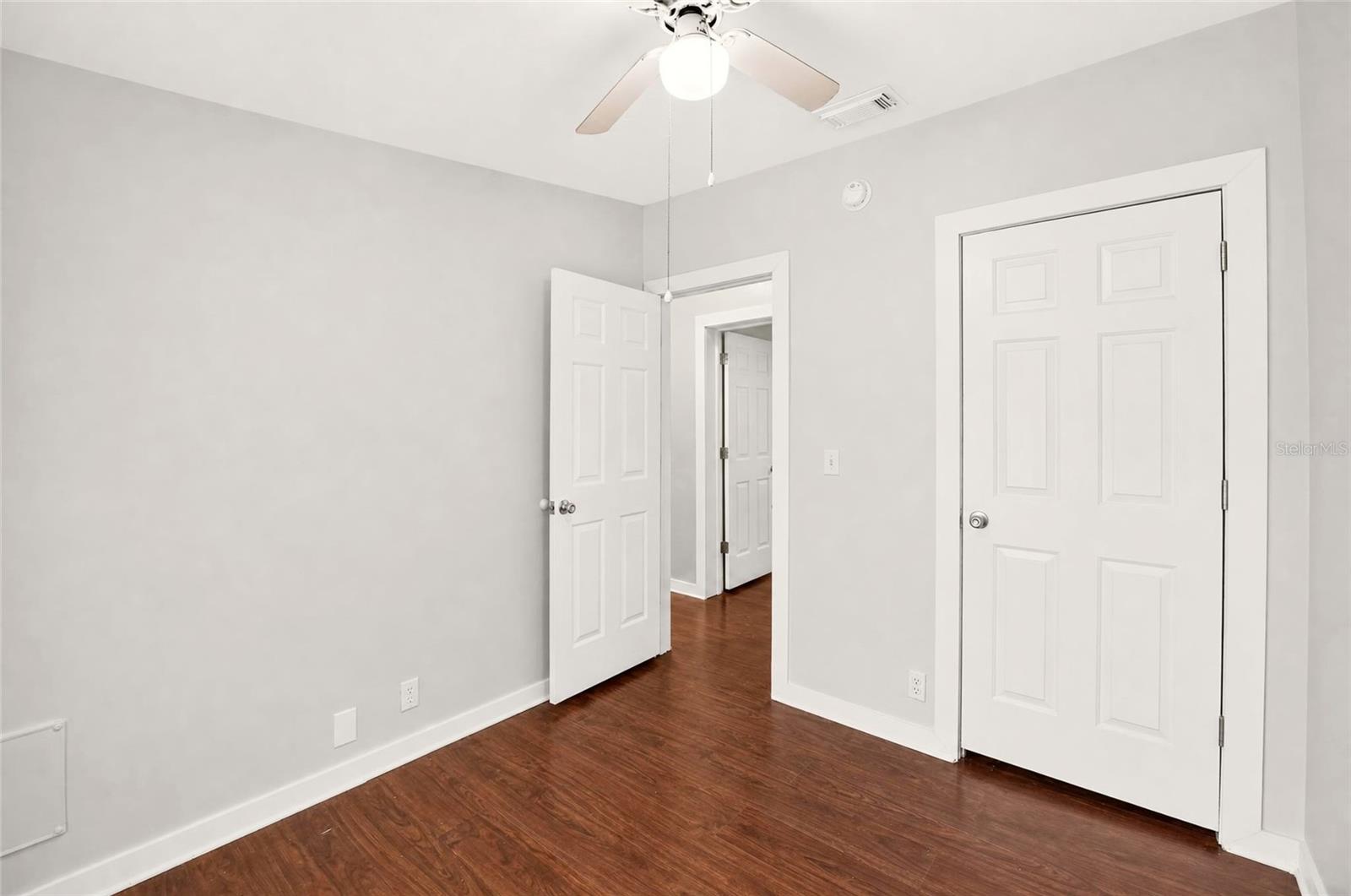 1827 Se 43rd Ter Property Photo 26