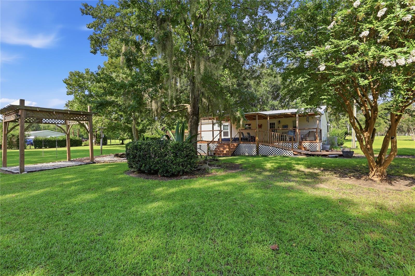 22930 Nw 50th Ln Property Photo 25