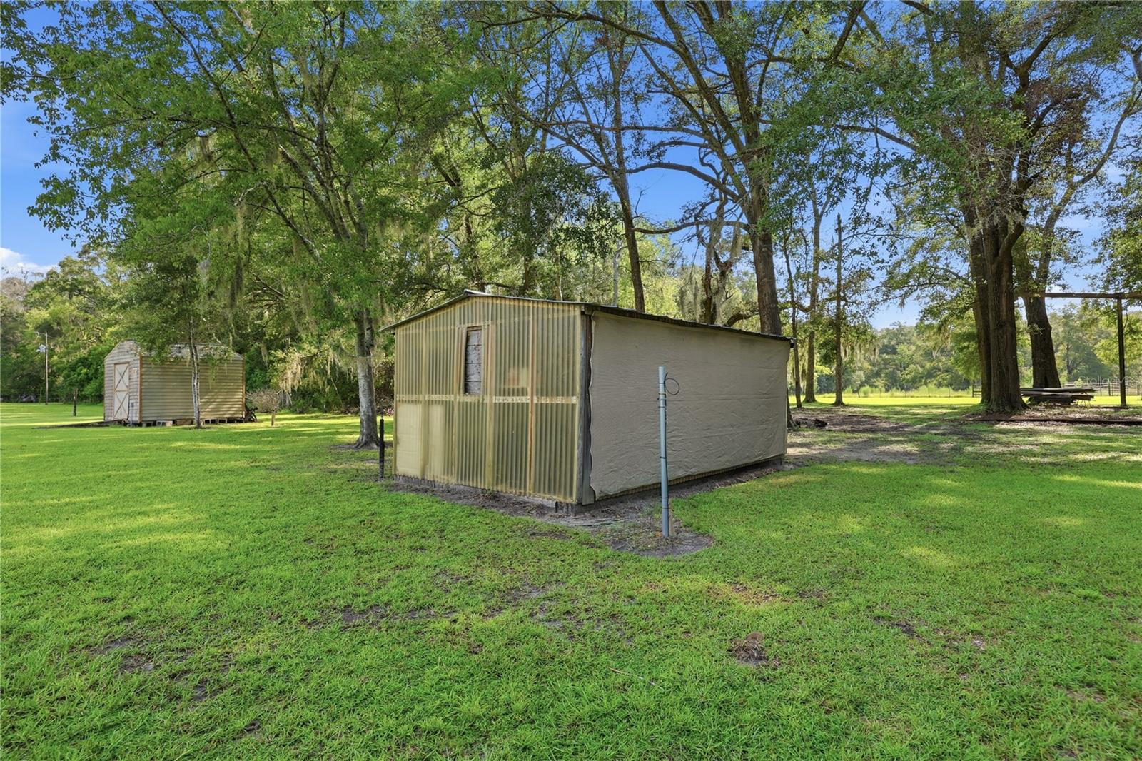 22930 Nw 50th Ln Property Photo 28