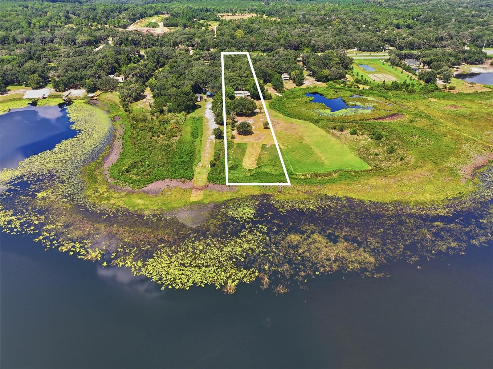 1837 State Road 20 Property Photo 3