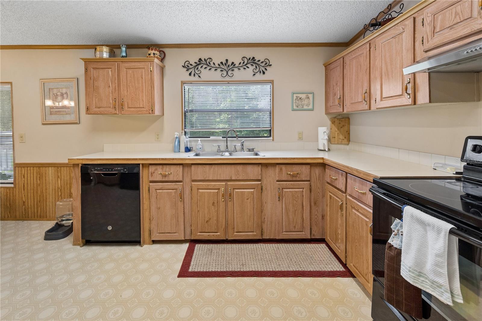 6863 Deer Springs Rd Property Photo 13