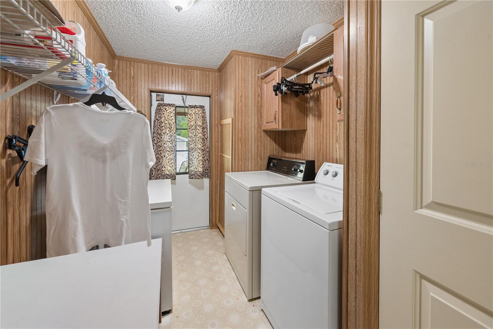 6863 Deer Springs Rd Property Photo 33