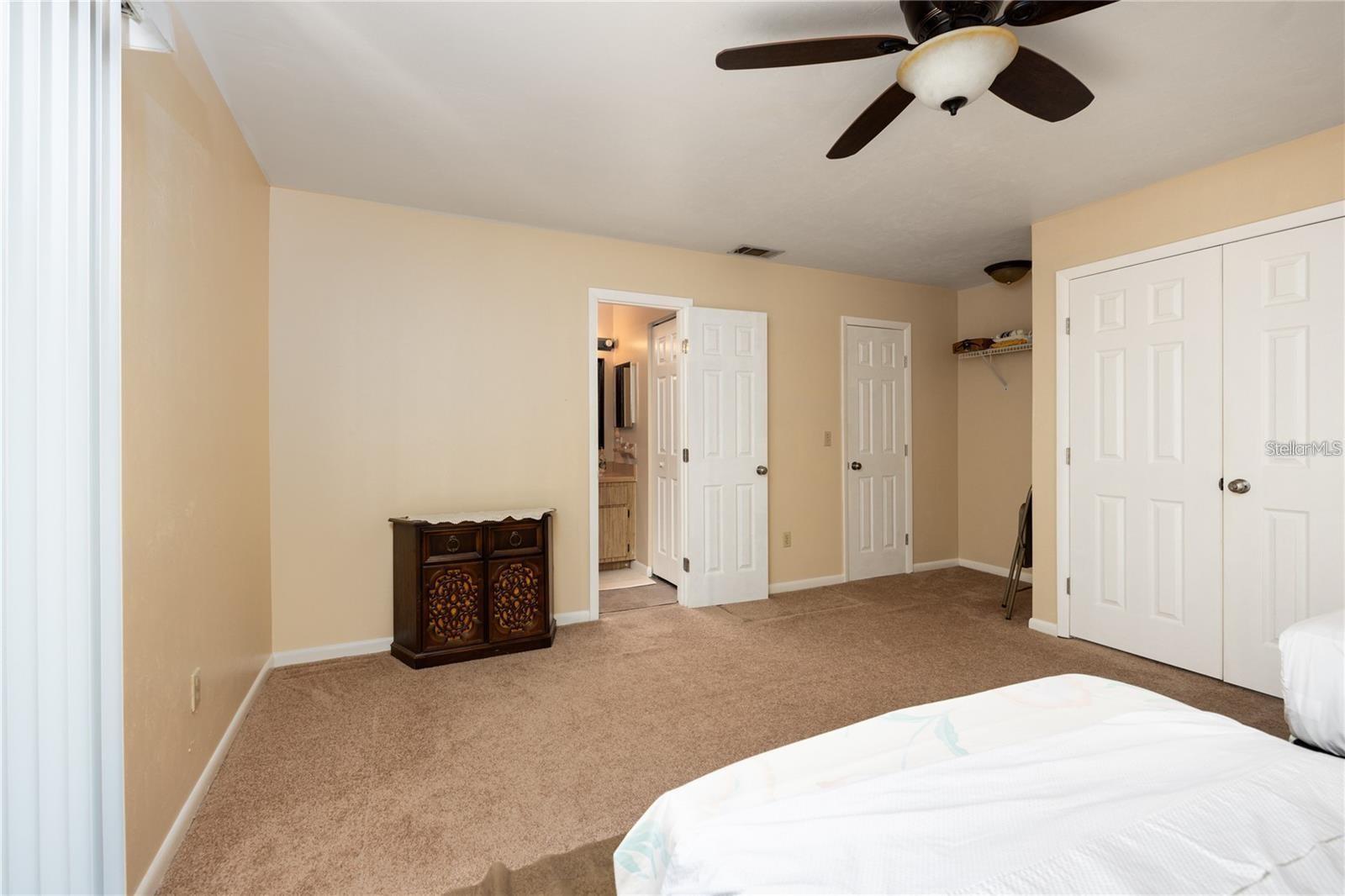 4704 Sw 67th Ter Property Photo 14