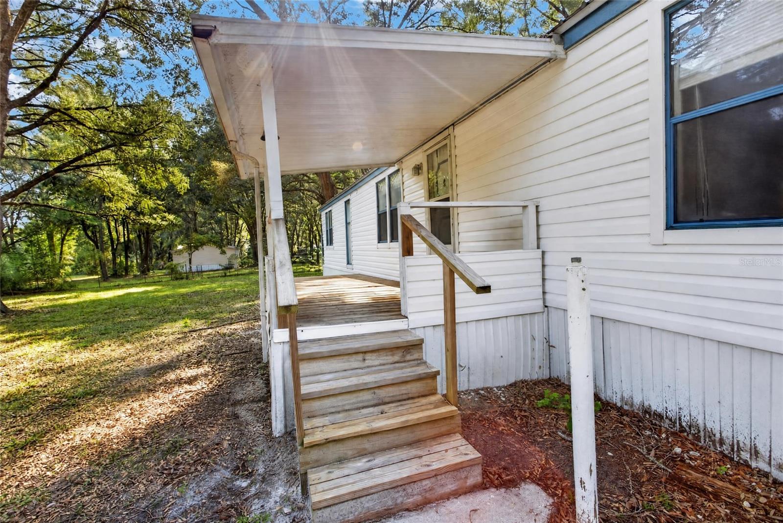 304 Colgate Loop Property Photo 6