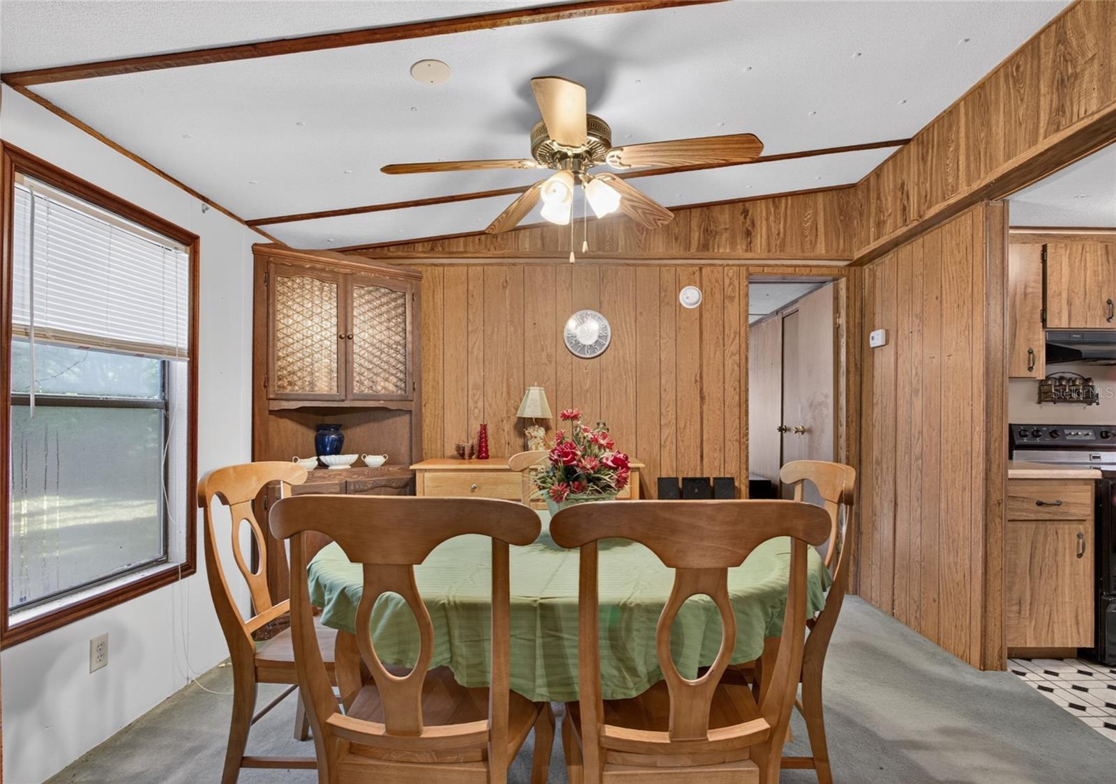 304 Colgate Loop Property Photo 13