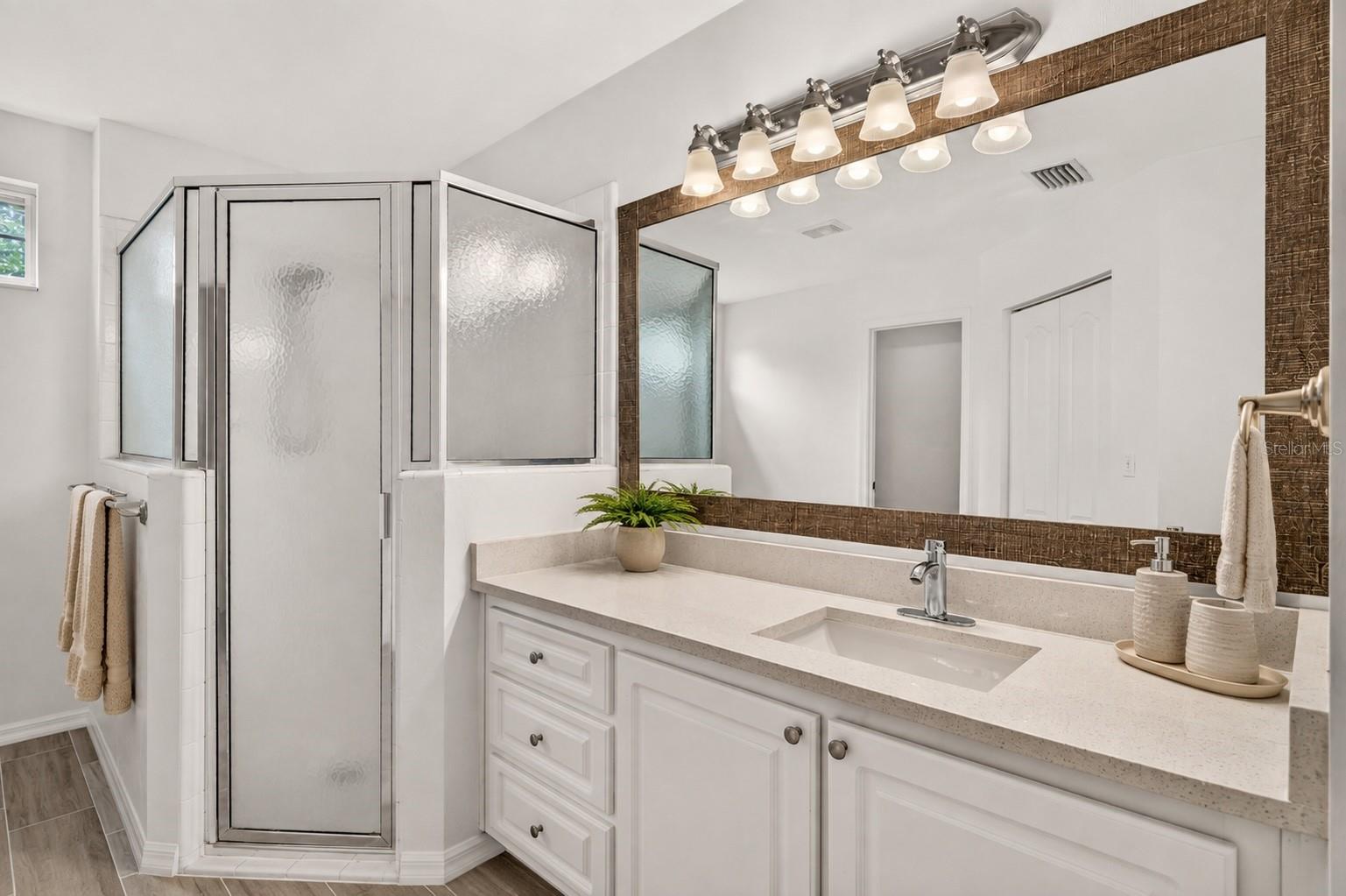 8120 Sw 52nd Ln Property Photo 13