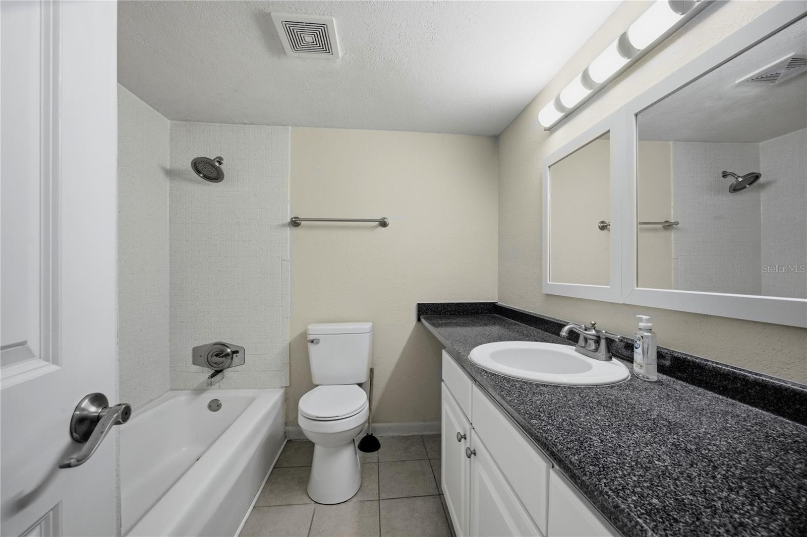 507 Nw 39th Rd #122 Property Photo 16