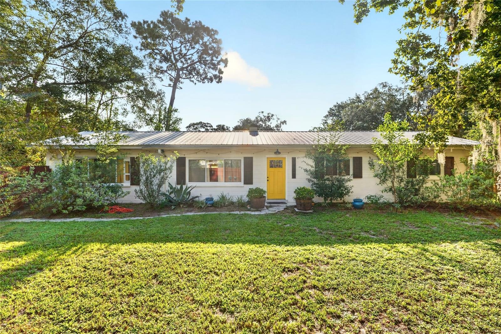 3929 NW 20TH TER