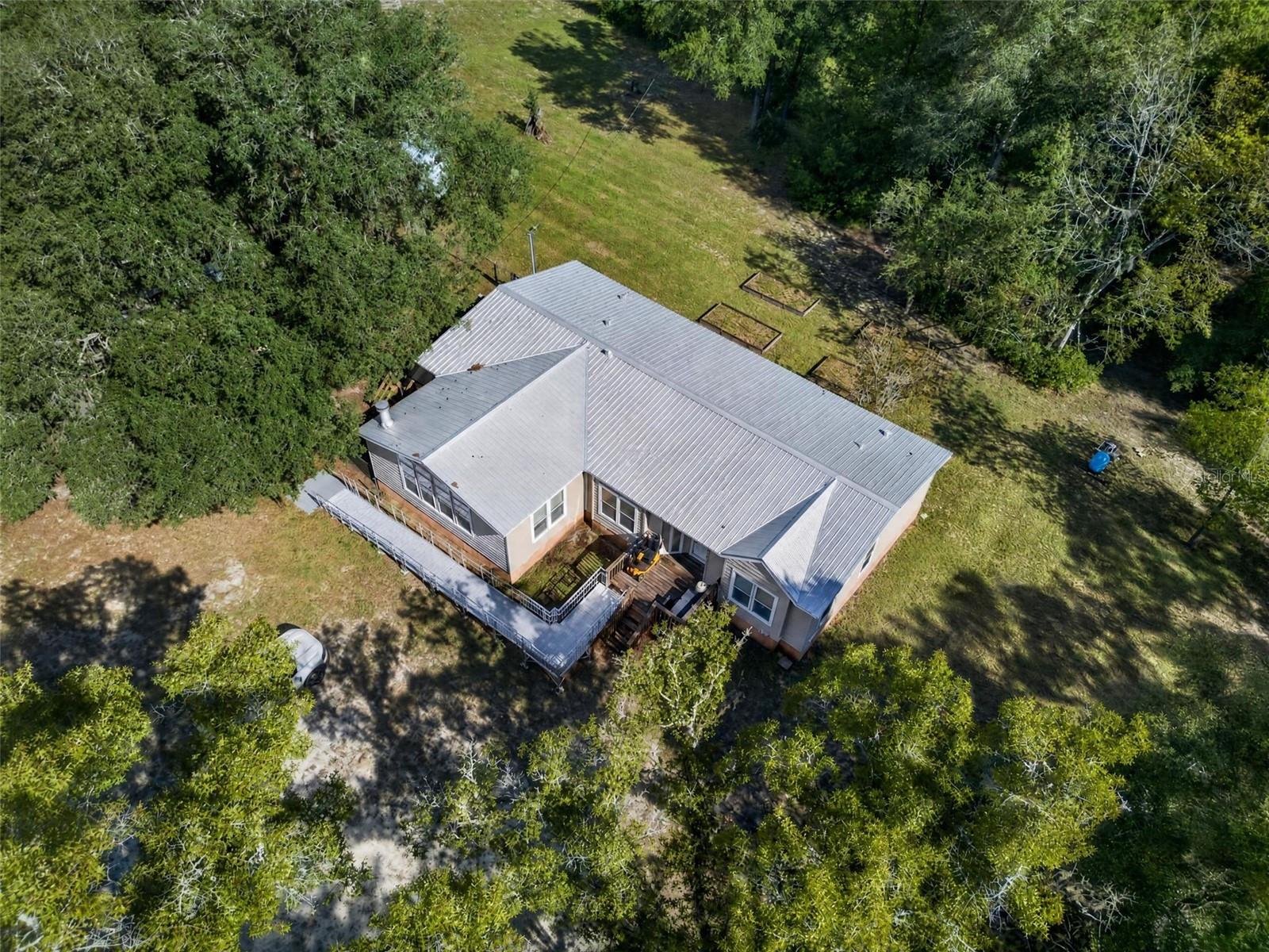 114 Green Oak Dr Property Photo 1