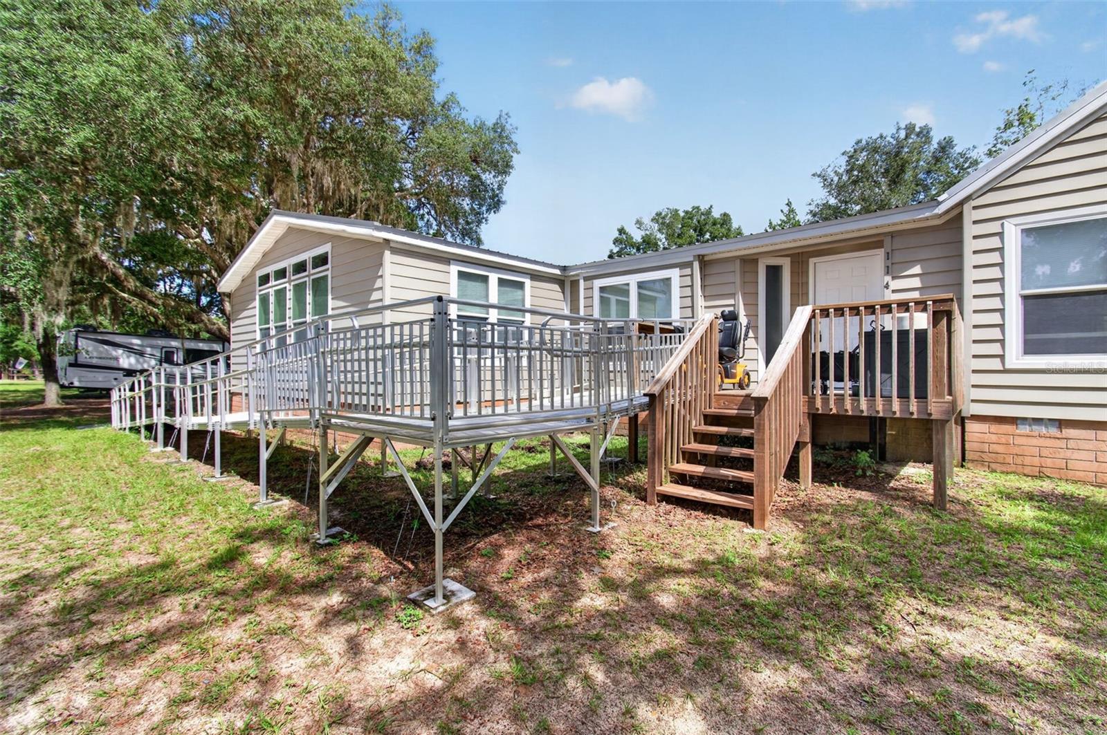 114 Green Oak Dr Property Photo 37