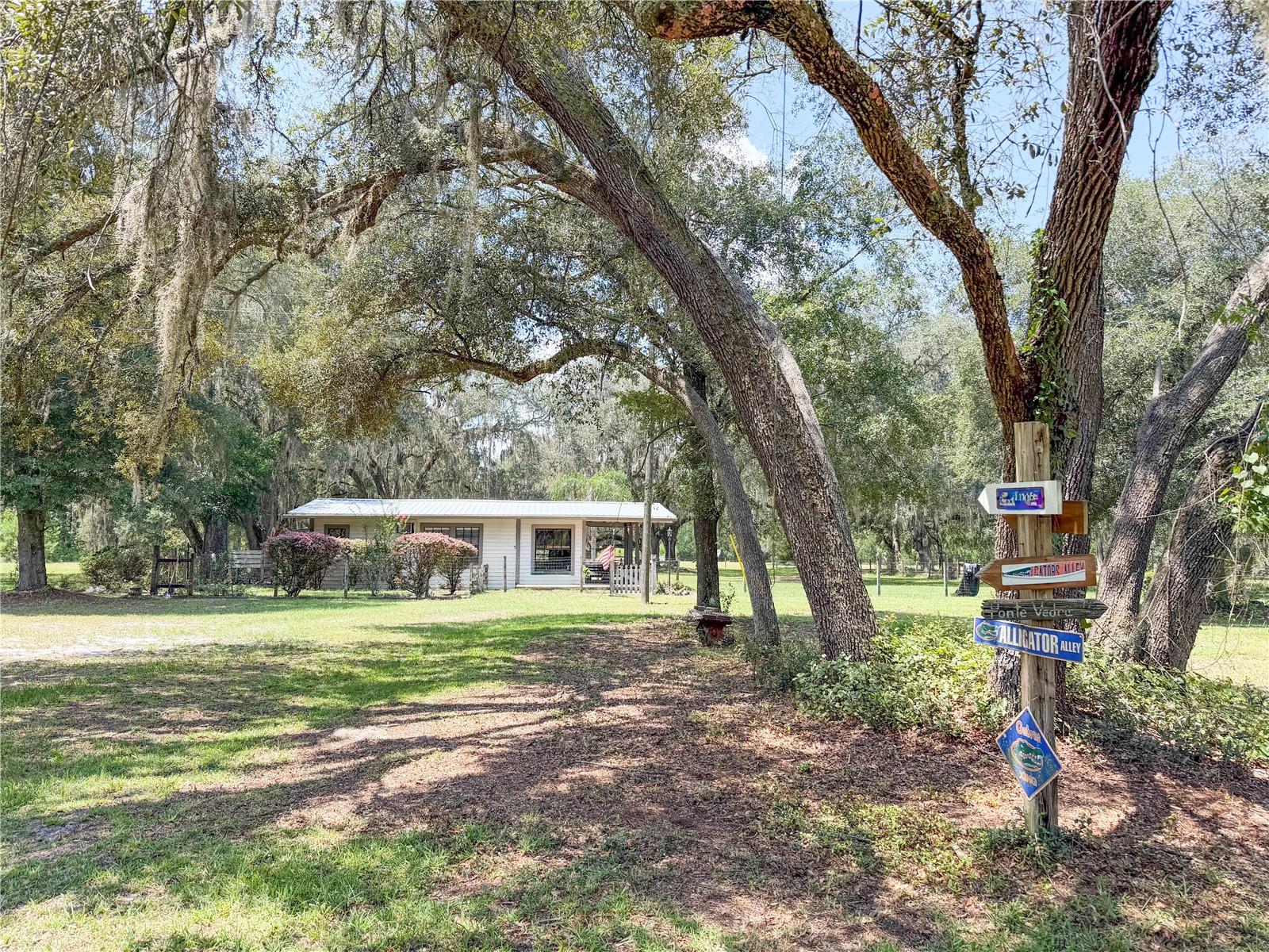 28622 N STATE ROAD 121 Property Photo 1