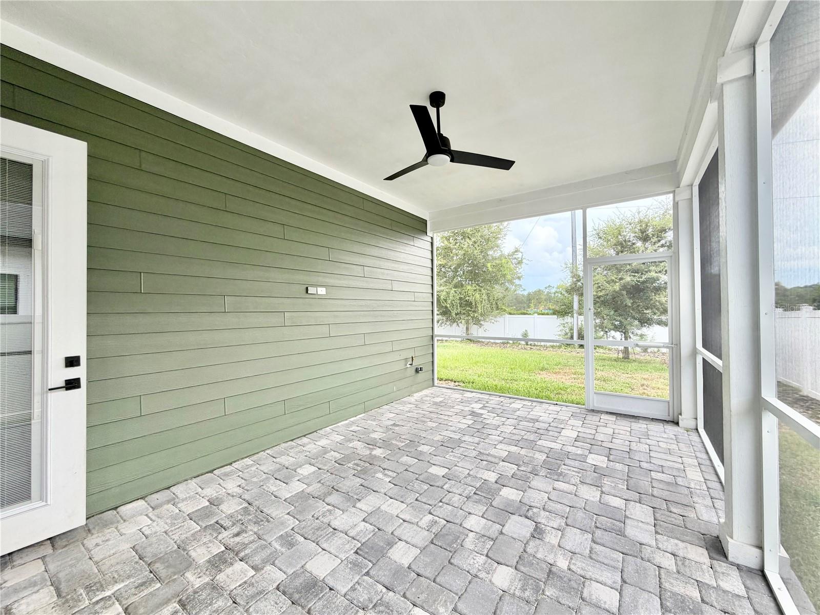 2598 Nw 48th Ter Property Photo 44