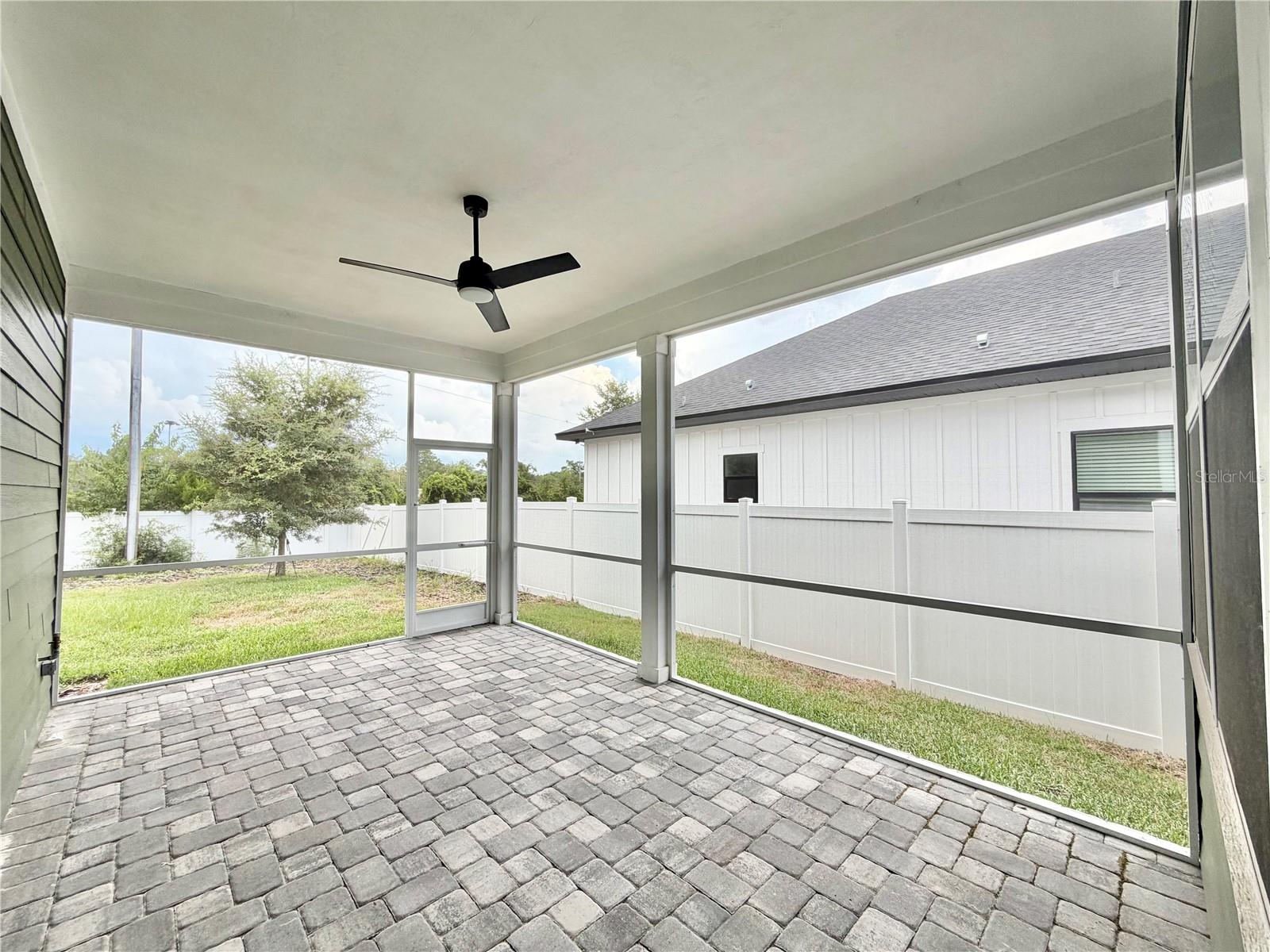 2598 Nw 48th Ter Property Photo 45