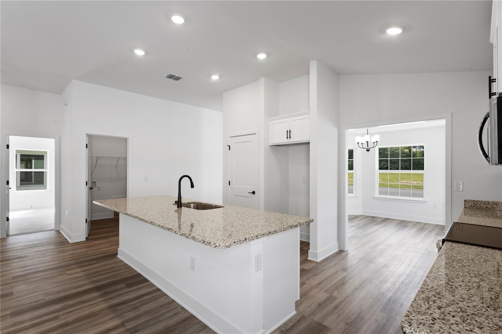 13879 Nw 150th Cir Property Photo 8