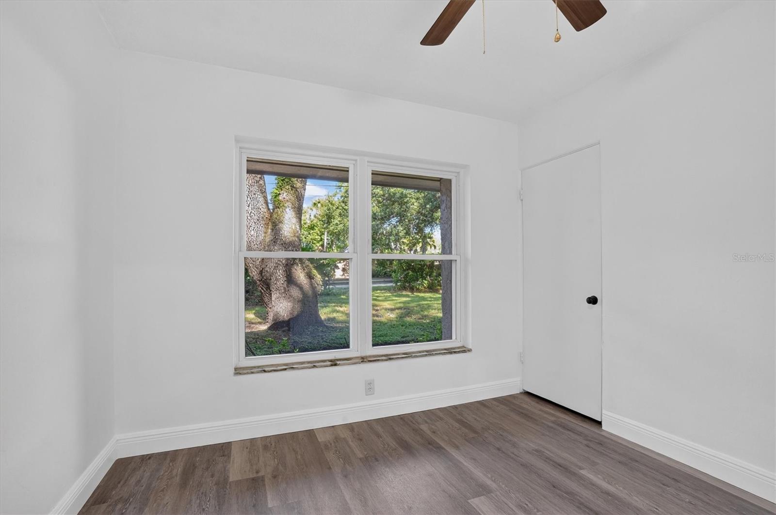 1202 Oranole Rd Property Photo 41