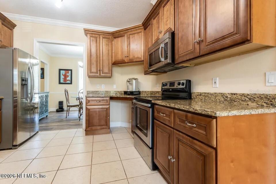 168 Hour Glass Cir Property Photo 6