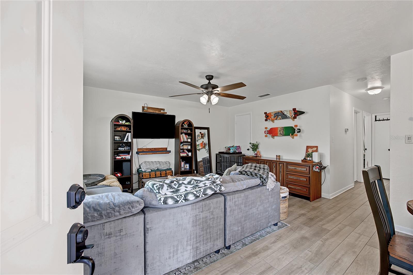 3934 Sw 26th Dr #5 Property Photo 6