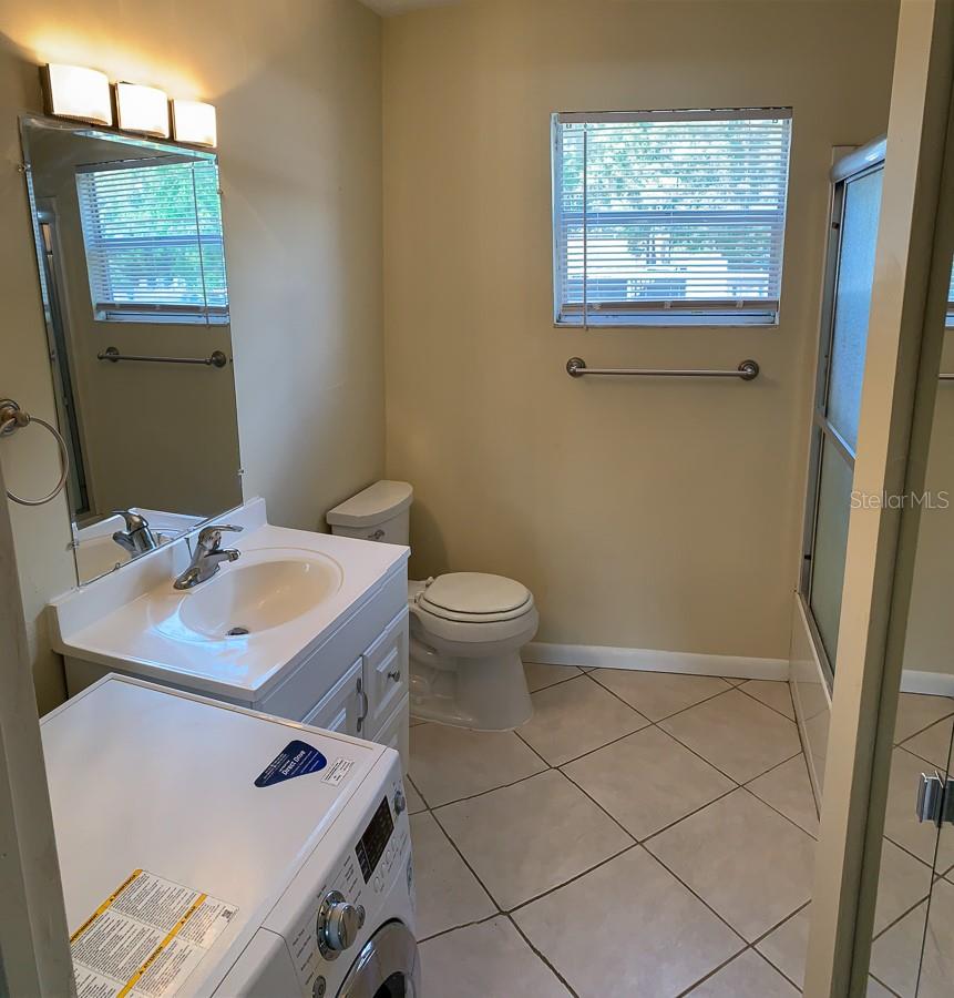 605 Sw 75th St #210 Property Photo 12