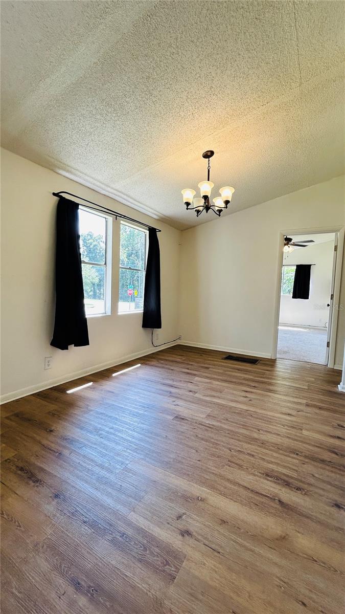 1510 Se 35th Ave Property Photo 3