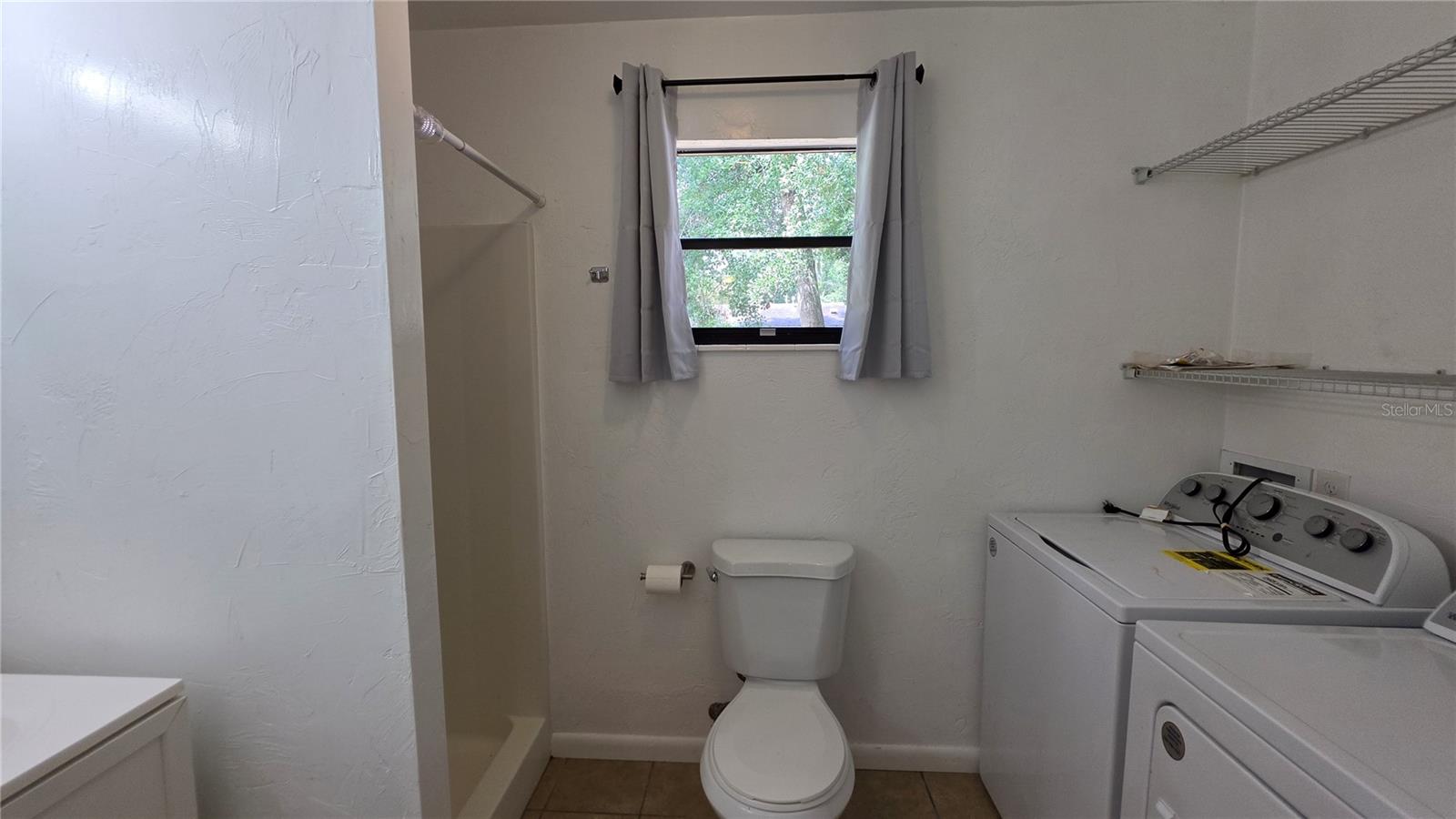 4344 Nw 25th Ter Property Photo 8