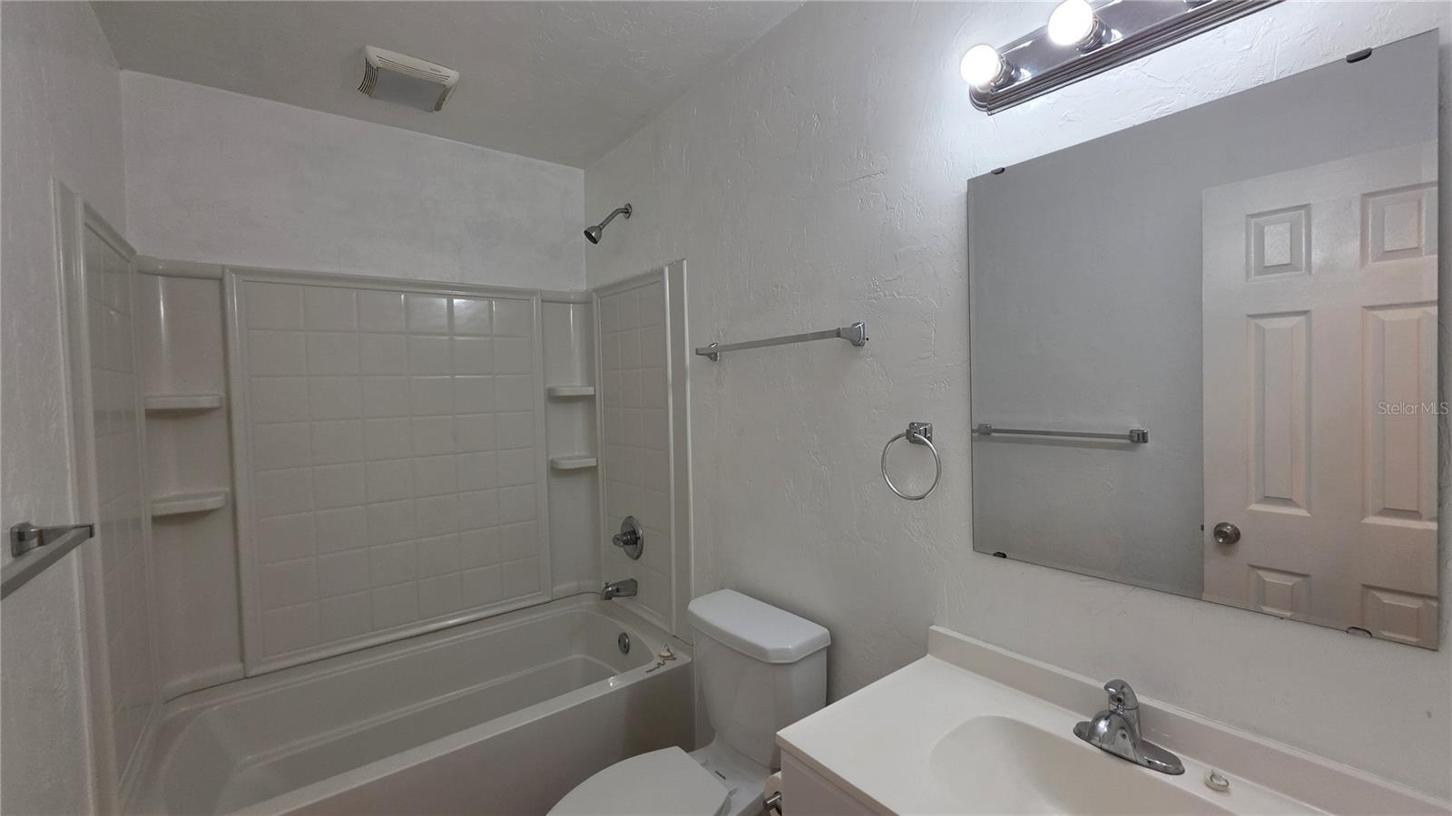 4344 Nw 25th Ter Property Photo 13
