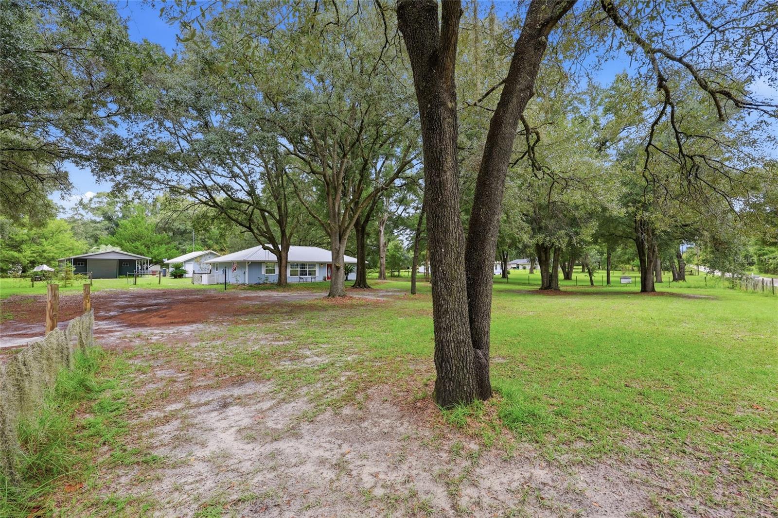753 Sw Mapleton St Property Photo 30