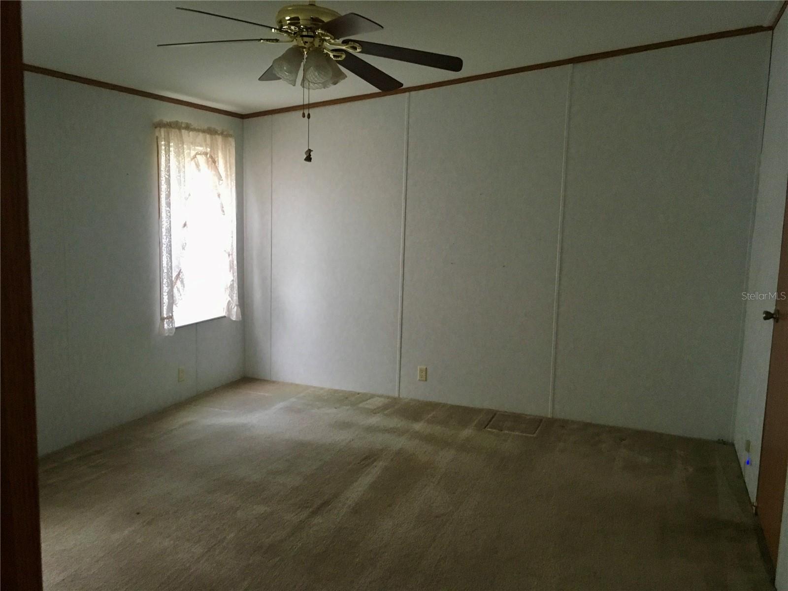 5990 Ne 101st Ave Property Photo 9