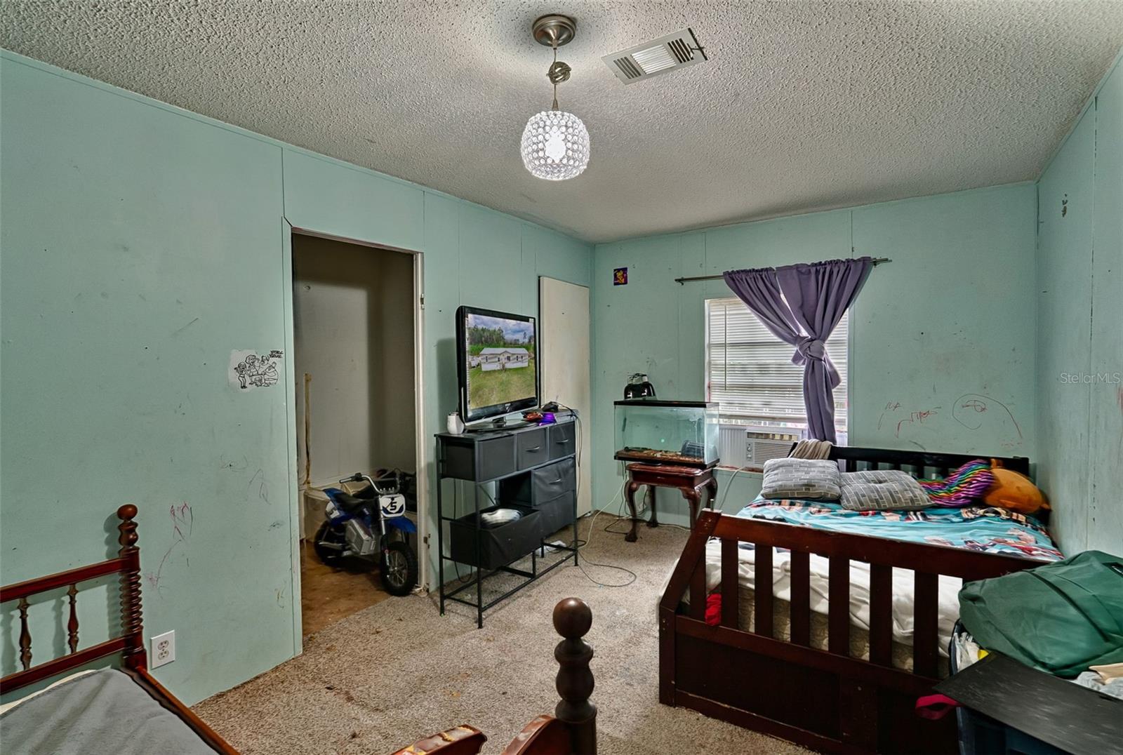 134 Se Powell Pl Property Photo 11