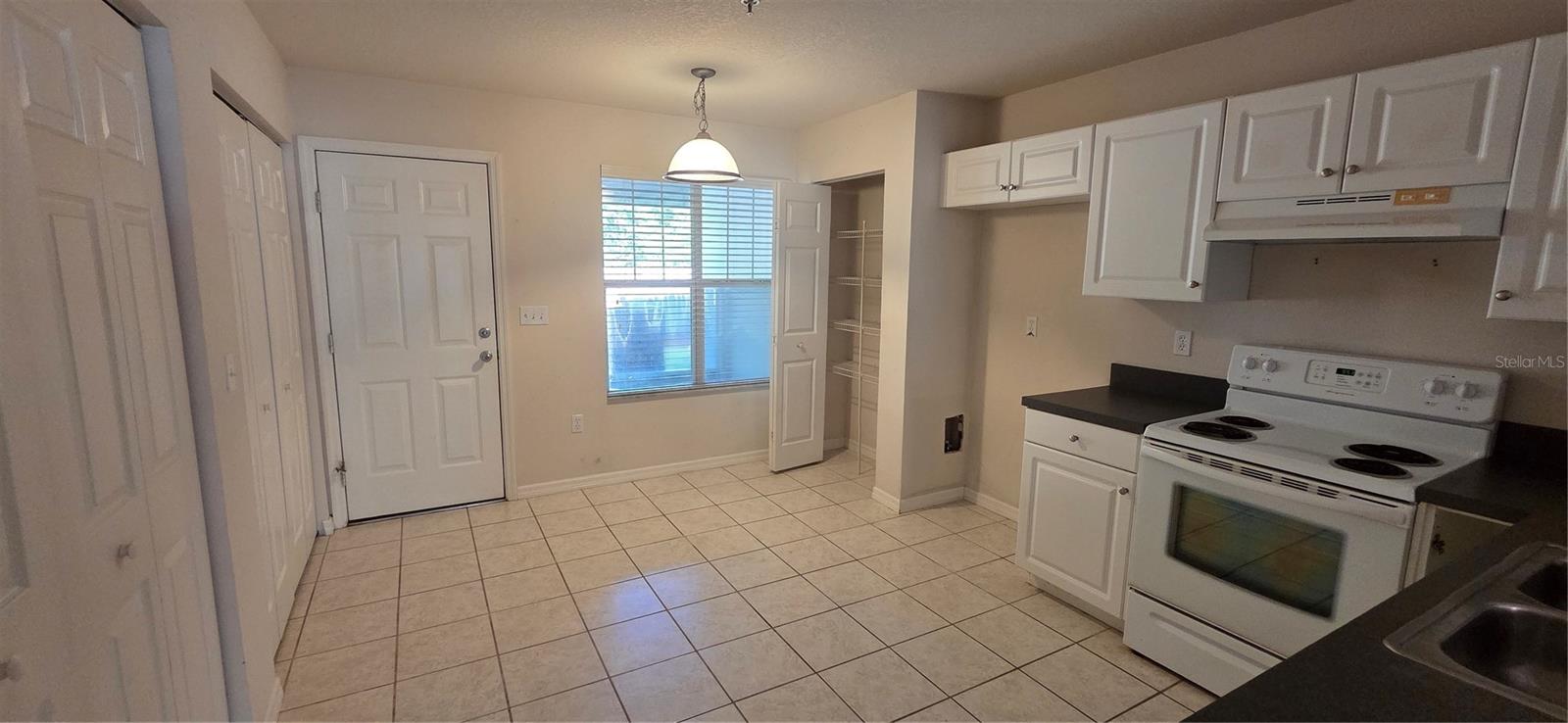 4618 Sw 48th Way #112 Property Photo 6