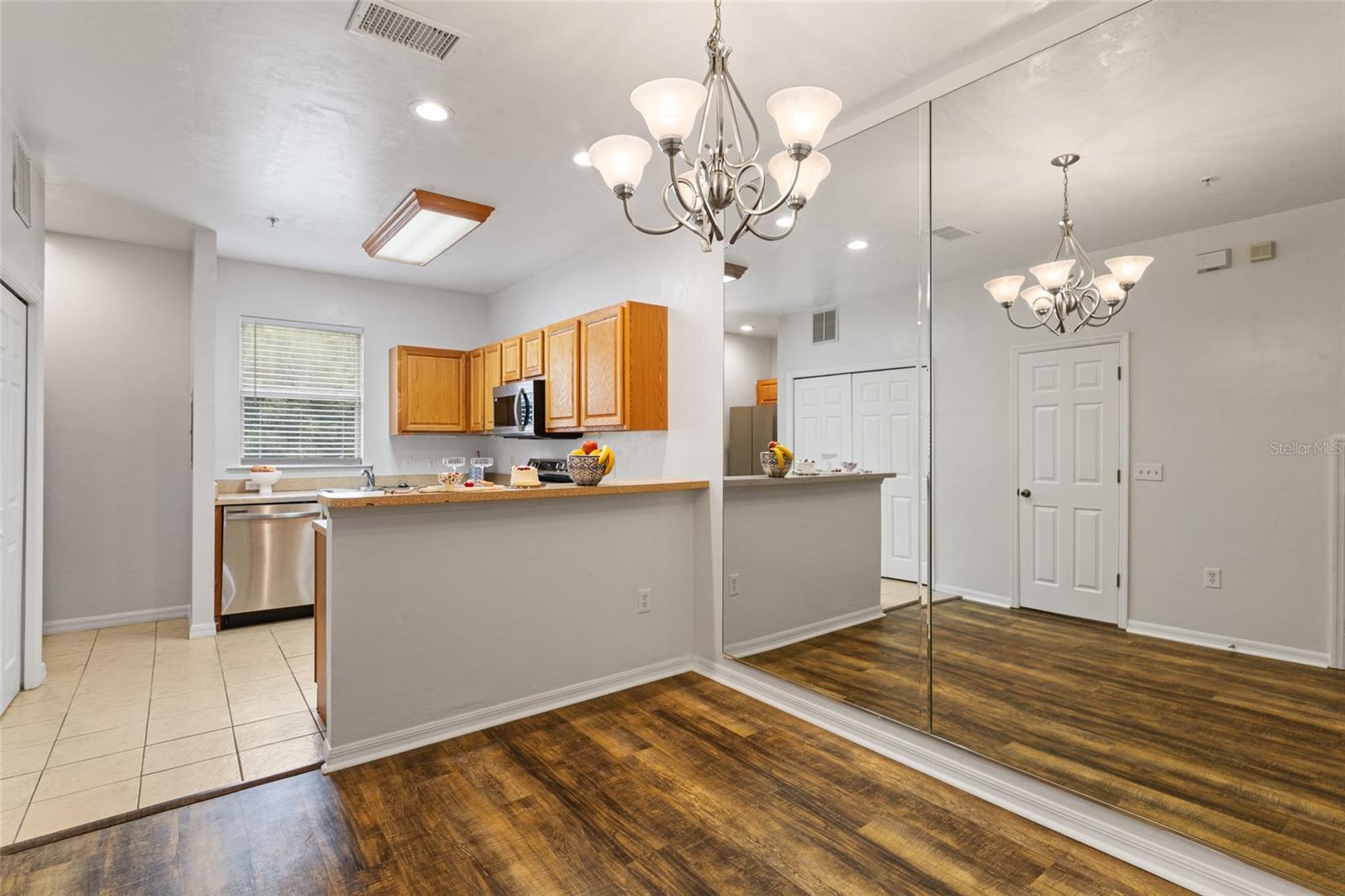 6519 W Newberry Rd #a10 Property Photo 11
