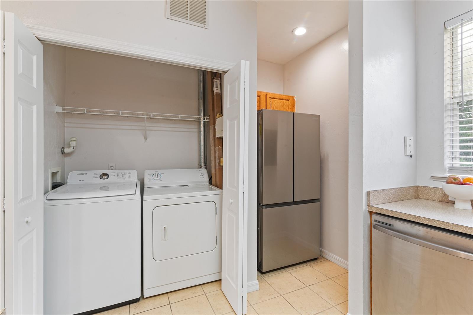 6519 W Newberry Rd #a10 Property Photo 13