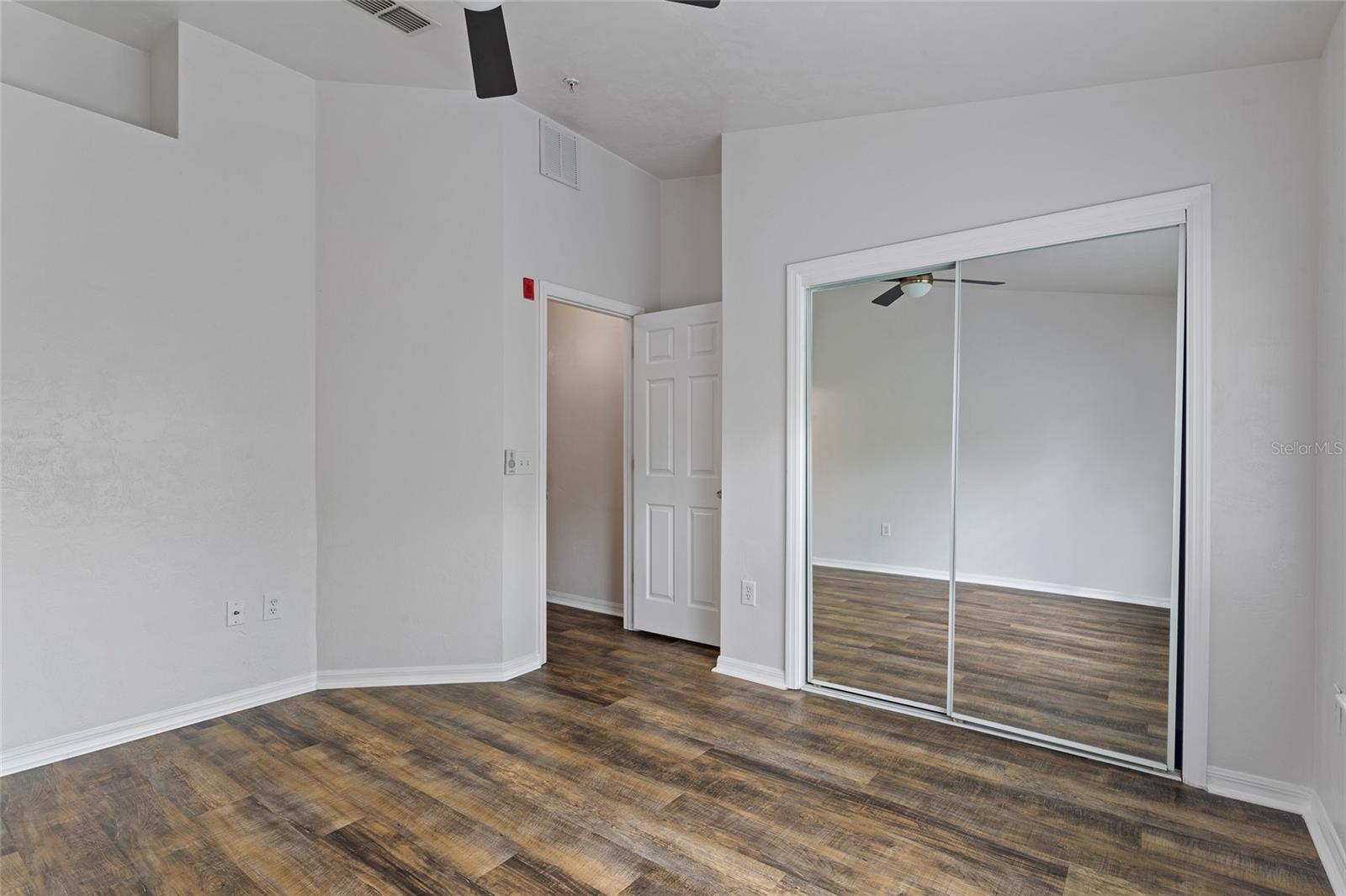 6519 W Newberry Rd #a10 Property Photo 17