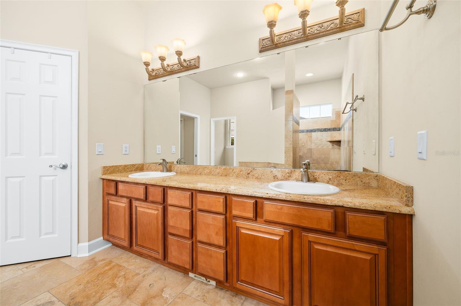 7560 White Oaks Rd Property Photo 16