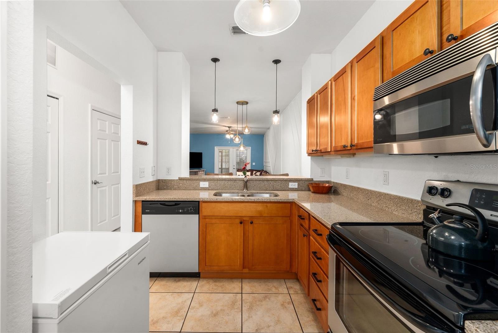 2508 Sw 35th Pl #q98 Property Photo 2