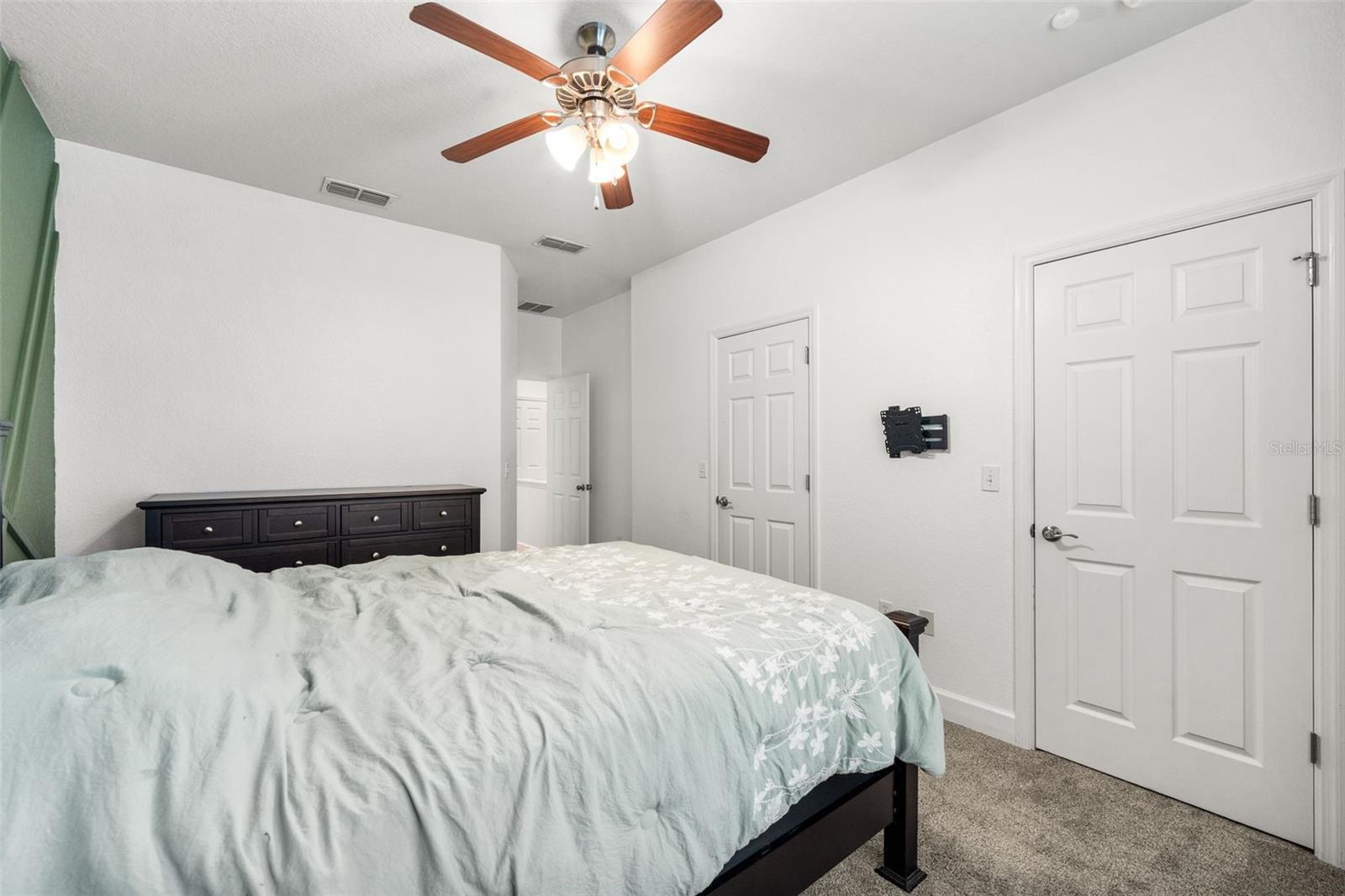 2508 Sw 35th Pl #q98 Property Photo 18