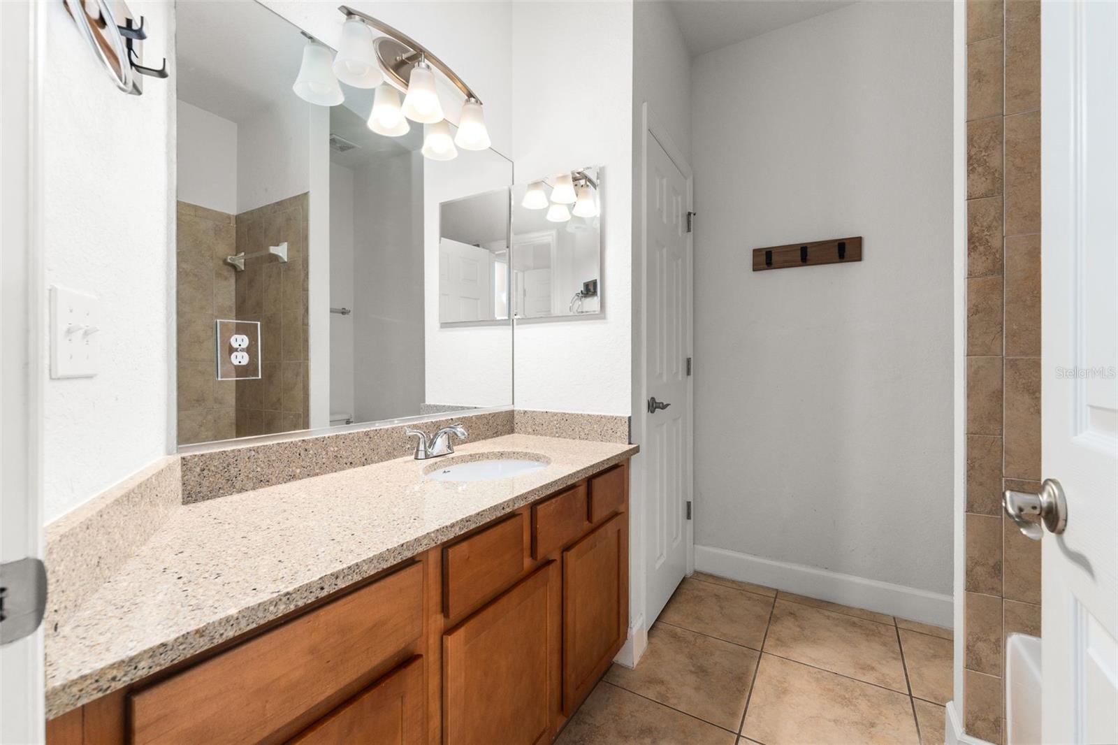 2508 Sw 35th Pl #q98 Property Photo 19